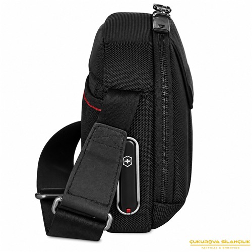 Victorinox 653349 Architecture Urban 2 Compact Omuz Çantası Siyah